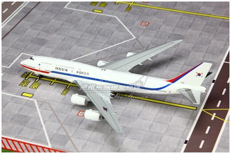 1:400 JC Wings KOREA BOEING 747-8 Airplane Diecast Aircraft Plane Model
