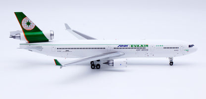 1:200 JC Wings EVA AIR MD-11 Passenger Airplane Diecast Aircraft Model