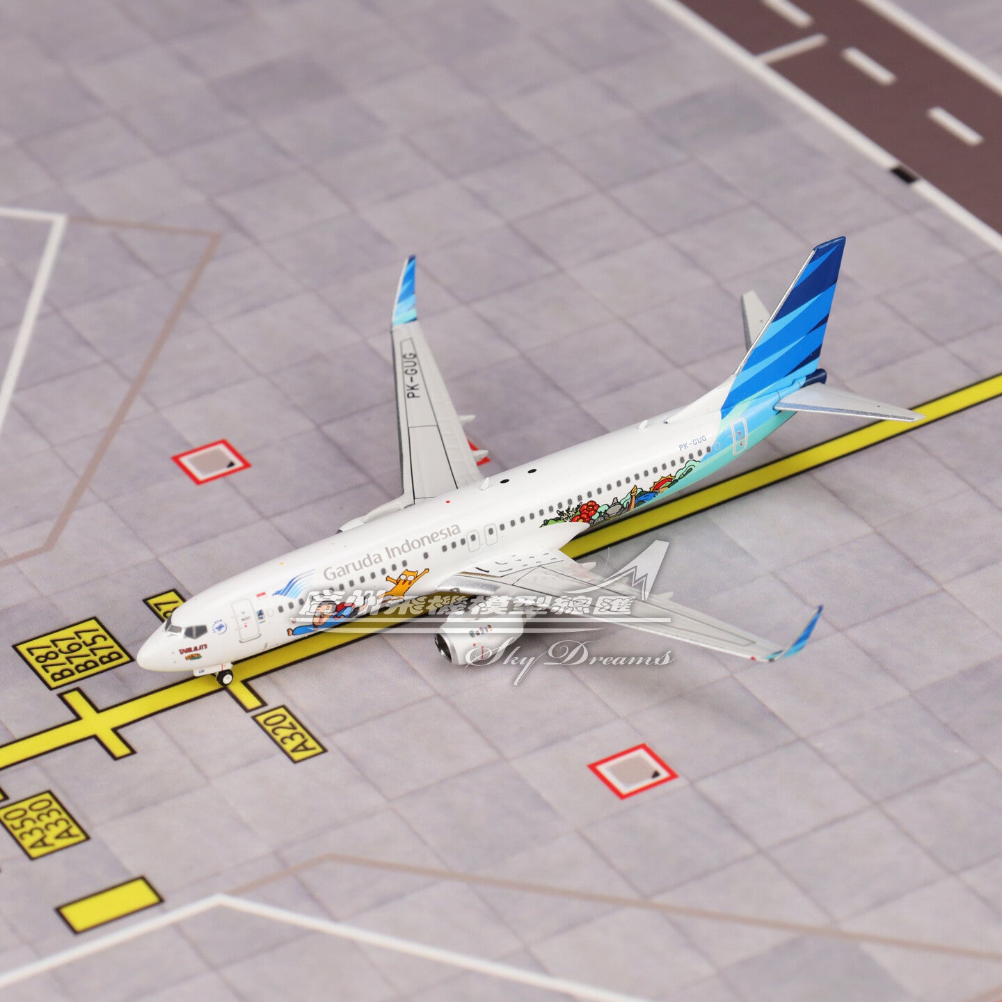 1:400 Phoenix Garuda Indonesia BOEING 737-800 Airplane Diecast Aircraft Model
