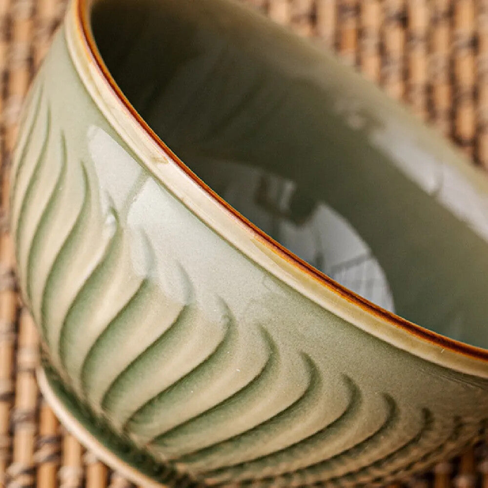 150ml Yue Kiln Relief Drum-shaped Celadon Tea Cup Master Cup Single Tea Set