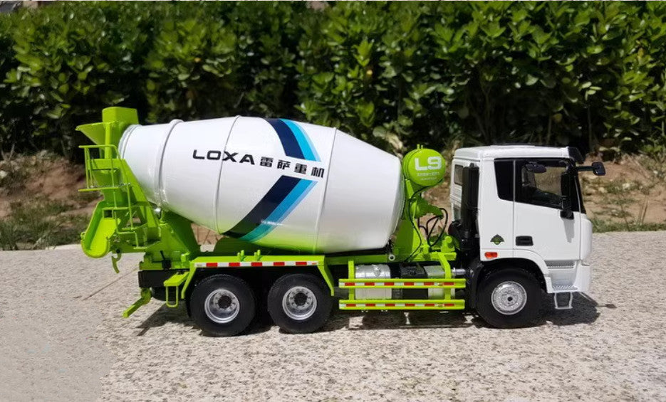 1:24 38CM LOXA ETX 8*4 Mixer Mixing Truck Construction Equipment Diecast Model