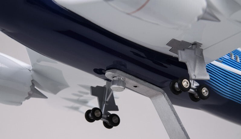 1:130 43CM BOEING 787 Passenger Airplane Landing Gear Resin Aircraft Plane Model