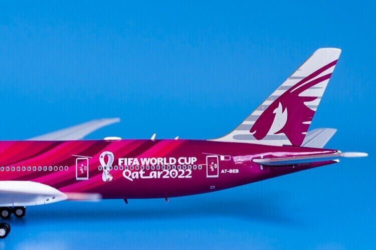 1:400 JC Wings QATAR BOEING 777-300ER Passenger Airplane Diecast Aircraft Model