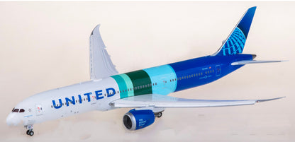 1:200 Geminijets United Airlines Boeing 787-9 Passenger Airplane Diecast Model