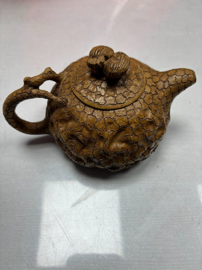 vintage chinese yixing purple clay teapot zisha ceremony carving Collectible art