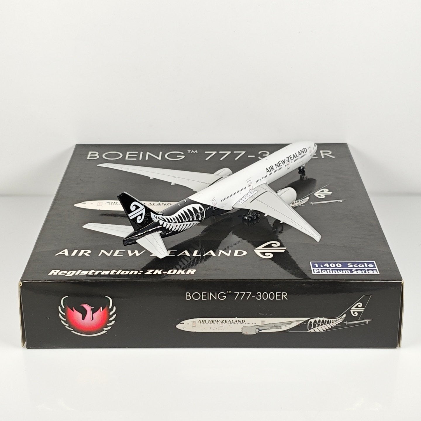 1:400 Phoenix Air New Zealand B777-300ER ZK-OKR Airplane Diecast Aircraft Model