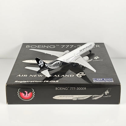 1:400 Phoenix Air New Zealand B777-300ER ZK-OKR Airplane Diecast Aircraft Model