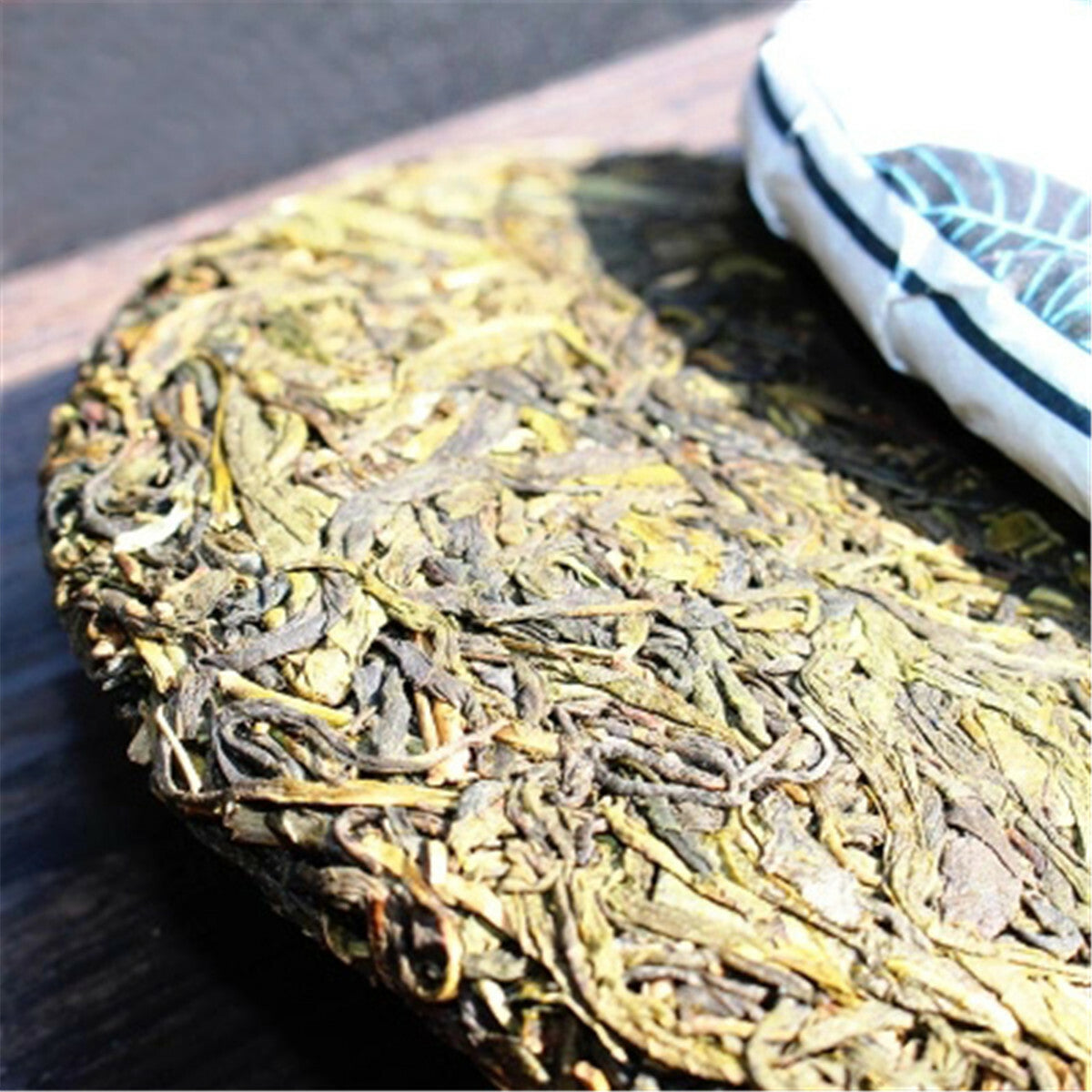 Yunnan Organic Pu'er Tea Cake Puer Puerh Green Tea BingDao Old Tree cha Tea 357g