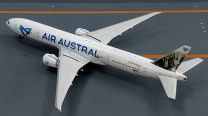 1:400 Phoenix AIR AUSTRAL BOEING 777-300ER Passenger Airplane Diecast Model