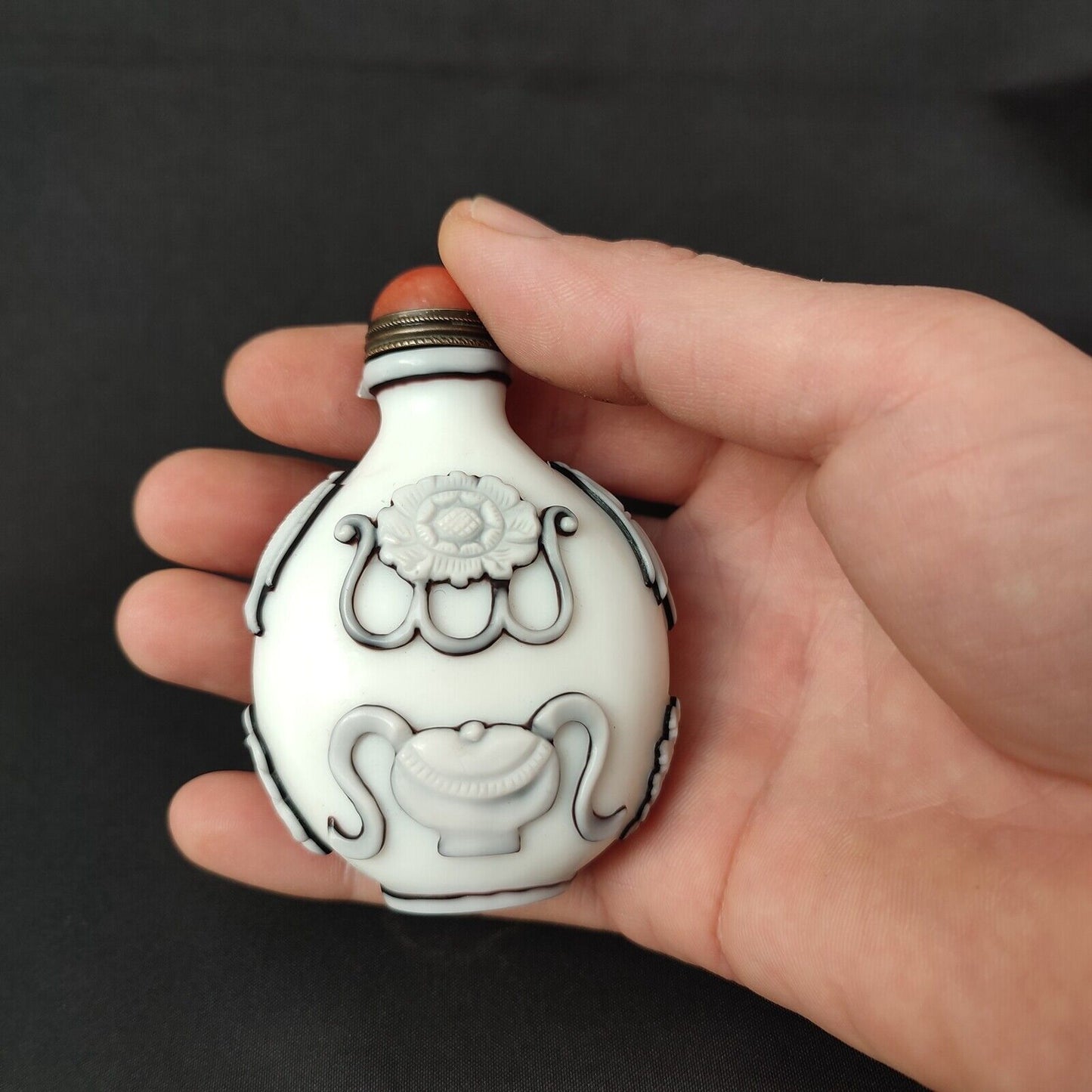 chinese beijing carved glass snuff bottle buddha Buddhism statue gift rare art