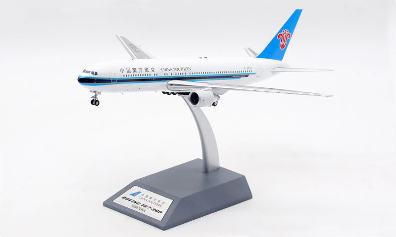 1:200 Aviation CHINA SOUTHERN BOEING B767-300ER Airplane Diecast Plane Model