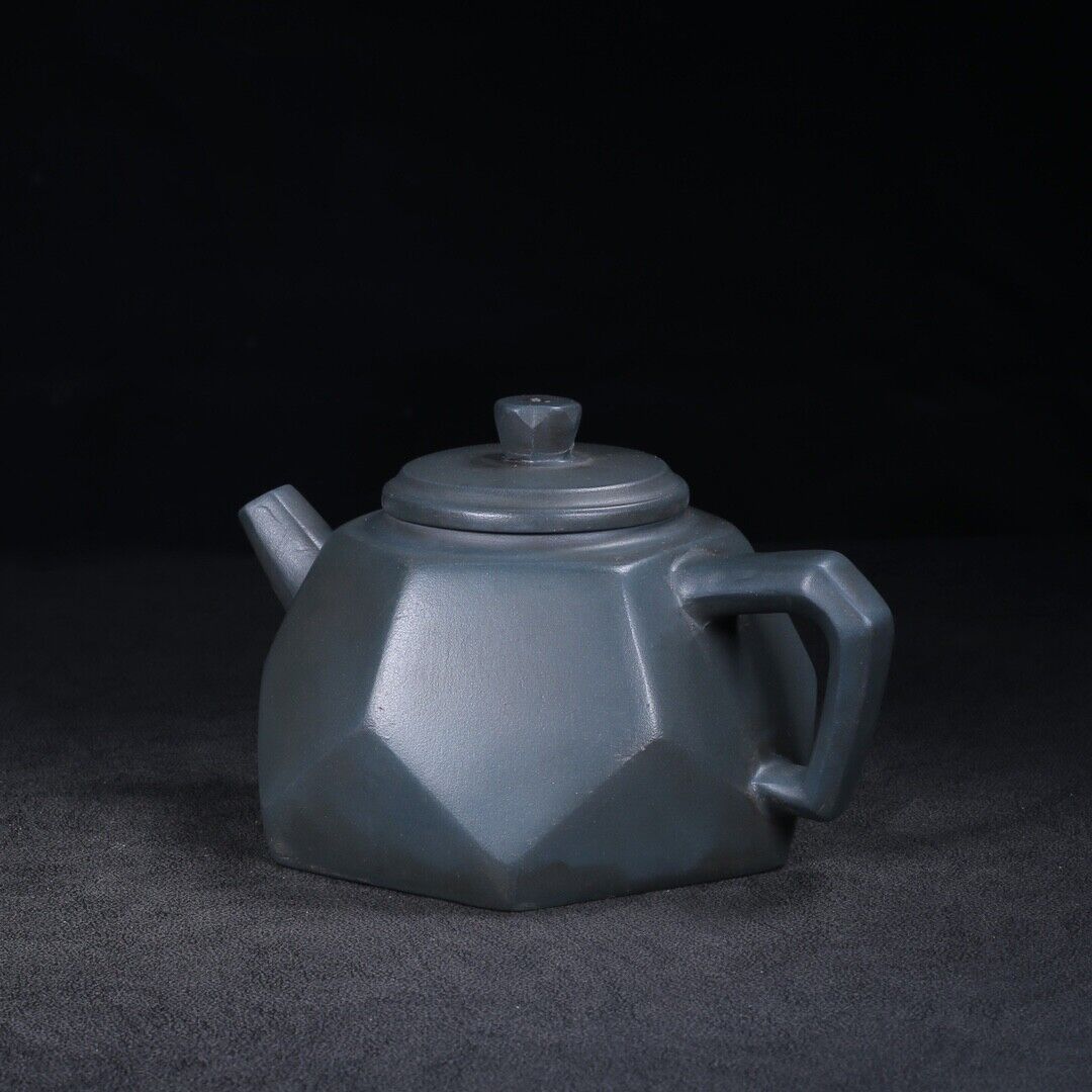 Chinese Yixing Zisha Clay Handmade Exquisite Teapot（钻石 底款：顾景舟）