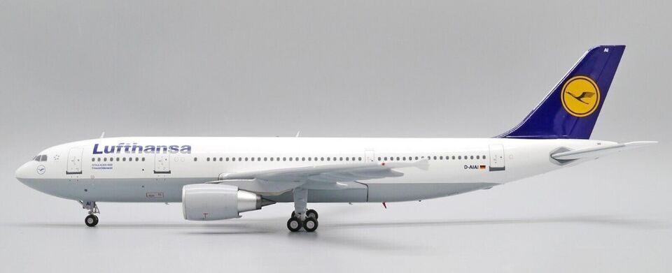 1:200 JC Wings Lufthansa AIRBUS A300-600R Passenger Plane Diecast Aircraft Model