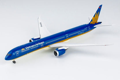 1:400 NG Model VIETNAM AIRLINES BOEING 787-10 Passenger Airplane Diecast Model