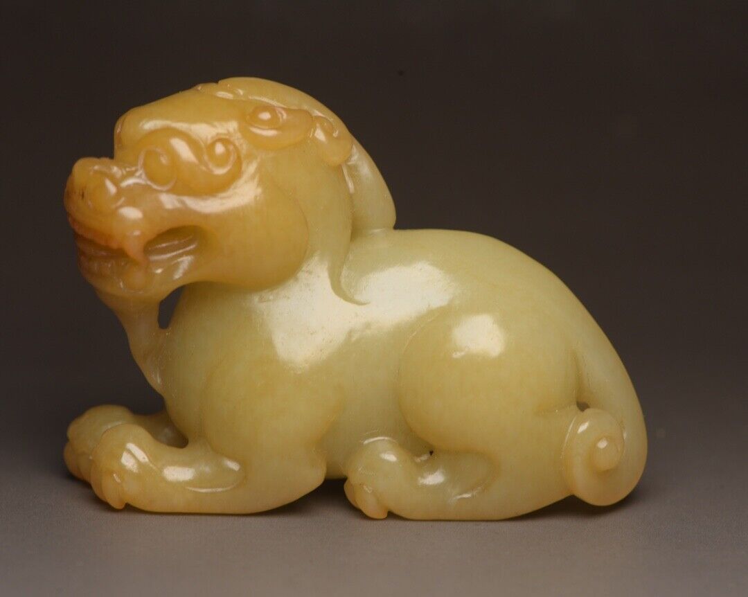 Chinese Old Natural Hetian Jade Hand Carved Beast Statue Nice Figurines Rare Art