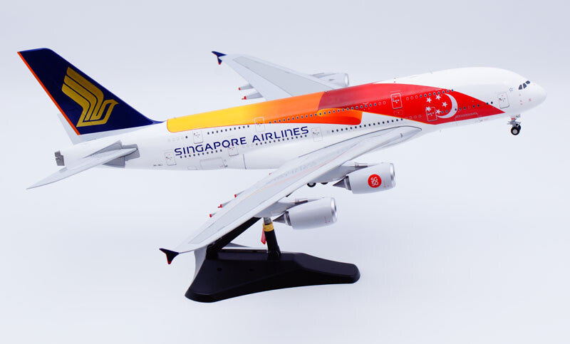 1:200 JC Wings SINGAPORE AIRLINES AIRBUS A380 Passenger Airplane Diecast Model