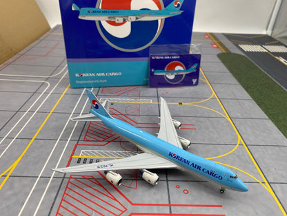 1:400 YY Wings KOREAN AIR CARGO BOEING 747-8 Aircraft Diecast Airplane Model