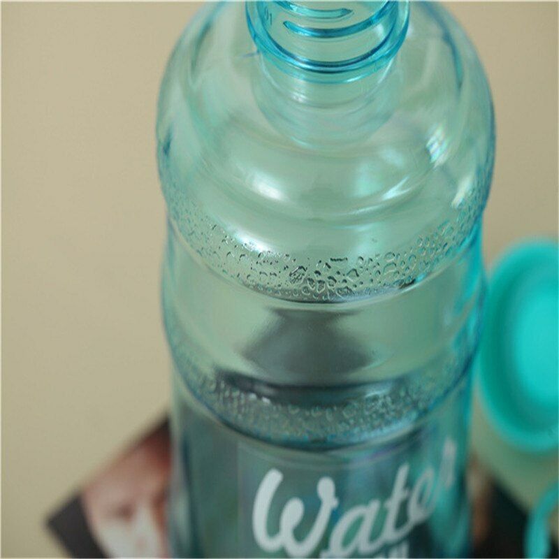 Portable Plastic Bottled Water Bottle Outdoor Drinking Bottle Drinkware Readily