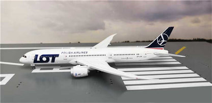 JC Wings Polish Airlines LOT For Boeing B787-9 SP-LSA Flaps Down 1/400 Model