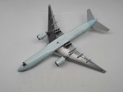 1:400 JC Wings CATHAY PACIFIC BOEING B777-200 Airplane Diecast Aircraft Model