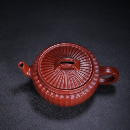 Chinese Yixing Zisha Clay Handmade Exquisite Teapot（汉瓦 底款：周桂珍）