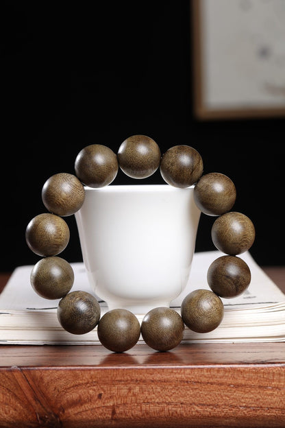 18mm Chinese Natural Eaglewood Handmade Exquisite Bracelets 31287
