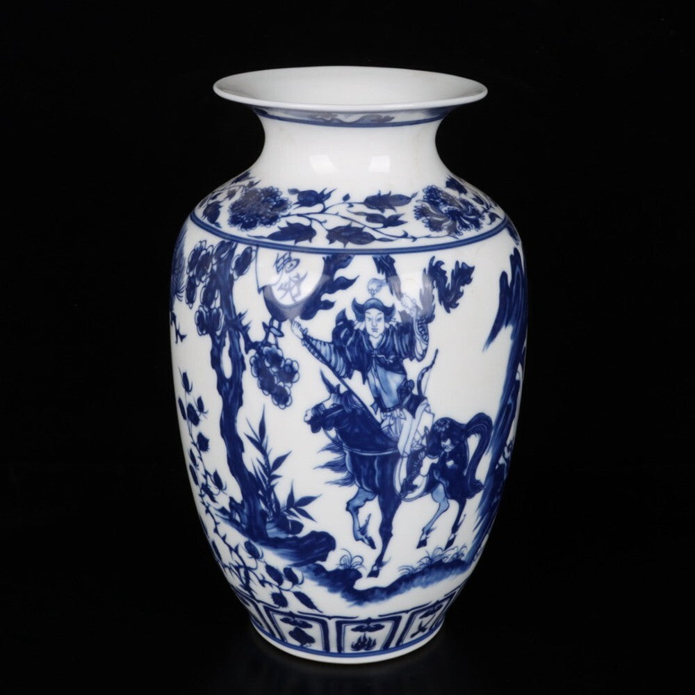 Chinese Blue and White Porcelain Color Character Story pattern Pot Vase A15