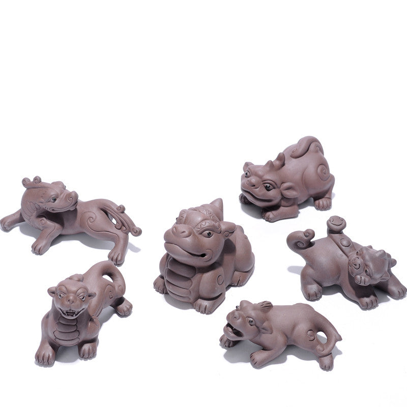 Wild Animal Statue Small Size Chinese Yixing Zisha Purple Clay Home Desk Tea Pet