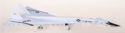 1:200 SQ Wings USAF North American XB-70 20207 Passenger Airplane Diecast Model