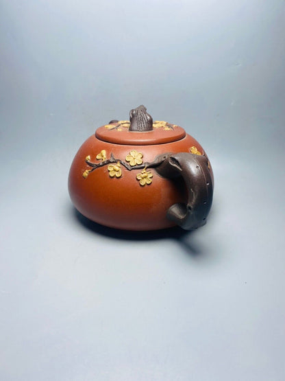 Chinese Yixing Zisha Clay Handmade Exquisite Teapot （石瓢梅花 底款：汪寅仙）