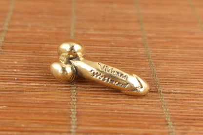 Rare chinese copper hand cast fengshui penis cool statue necklace key pendant