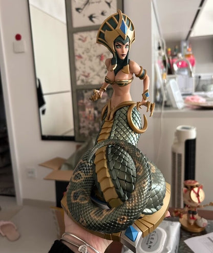 Official LOL League of Legends Cassiopeia Du Couteau Statue PVC Figure Model Toy