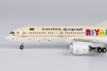 1:400 NG Model SAUDI BOEING 787-9 Passenger Aircraft Diecast Airplane Model