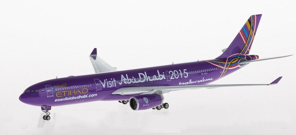 1:400 Phoenix ETIHAD AIRBUS A330-300 Passenger Airplane Diecast Aircraft Model