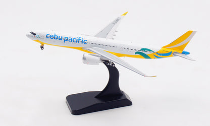 1:400 Aviation Cebu Pacific AIRBUS A330-900NEO Passenger Airplane Diecast Model