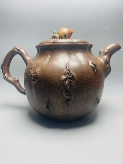 Chinese Yixing Zisha Clay Handmade Exquisite Teapot（长眉大仙寿桃壶 底款：汪寅仙）