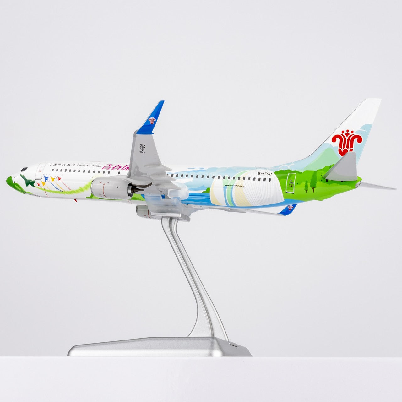 1:200 NGmodels China Southern Boeing 737-800 Passenger Diecast Airplane Model