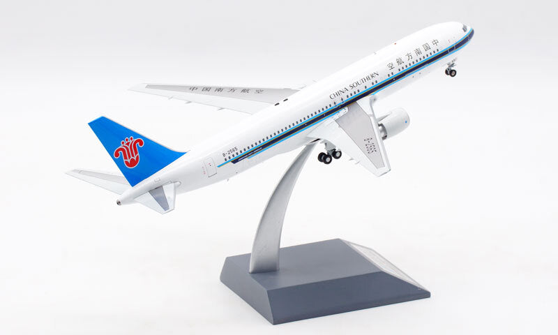 1:200 Aviation CHINA SOUTHERN BOEING B767-300ER Airplane Diecast Plane Model
