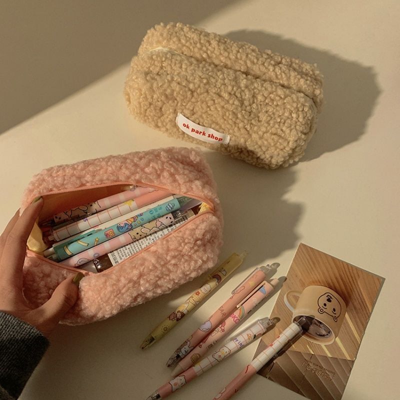 Felt Cosmetic Bag Plush Casual Storage Bag Large Traveling Makeup Bag Organizer