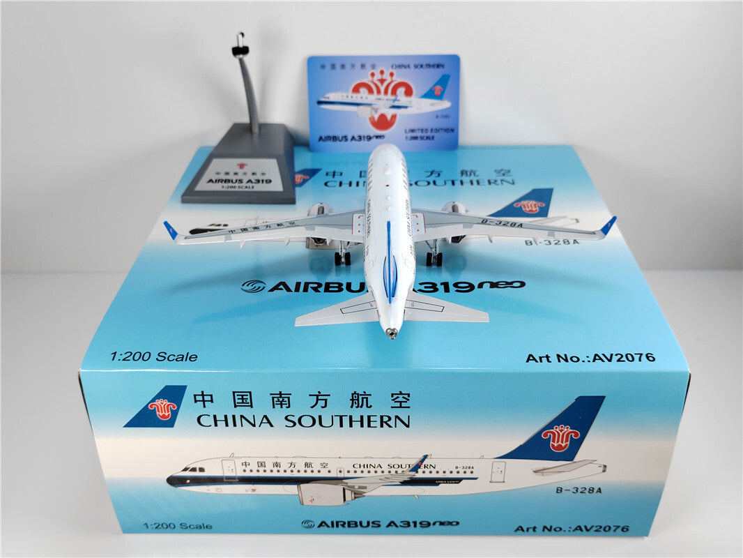 1:200 Aviation CHINA SOUTHERN AIRBUS A319NEO Passenger Airplane Diecast Model