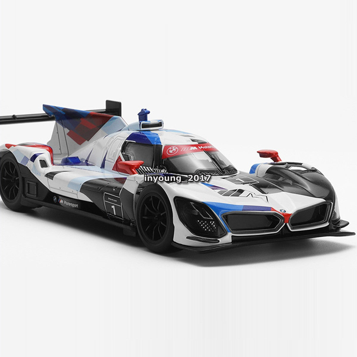 1/45 Scale 2024 BMW M Hybrid V8 Model Car Metal Diecast Toy Cars Collection Blue