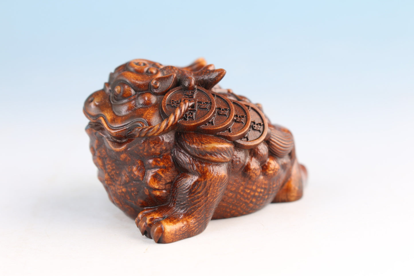 chinese boxwood jinchan fortune frog statue figure Tea pet Art Gift table deco