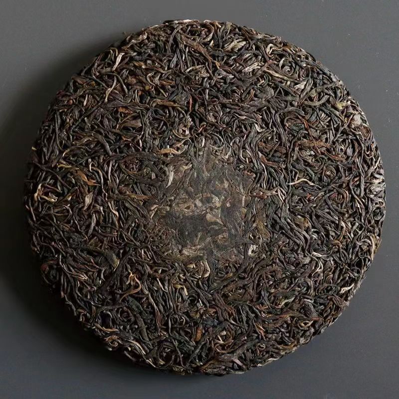 Laomaner Puer Raw Tea Pu-erh Green Tea Cake Yunnan Ancient Tree Pu'er Tea 357g
