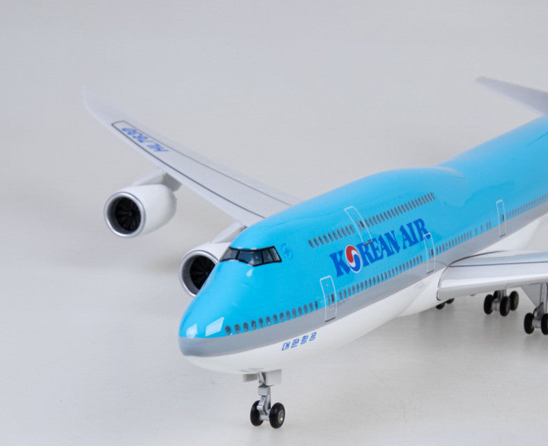 47CM 1:160 KOREAN AIR BOEING 747-8 Airplane Landing Gears Resin Aircraft Model