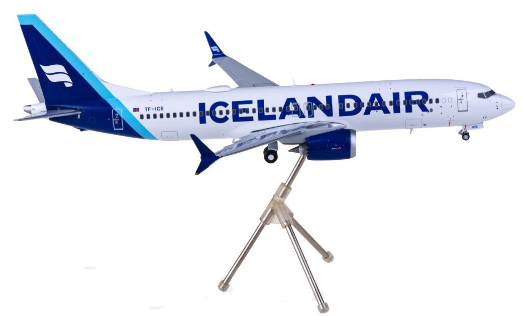 1:200 Geminijets Icelandair B737 MAX 8 TF-ICE Passenger Airplane Diecast Model