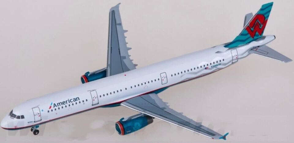 1:400 AeroClassics American AIRBUS A321 Passenger Airplane Diecast Plane Model