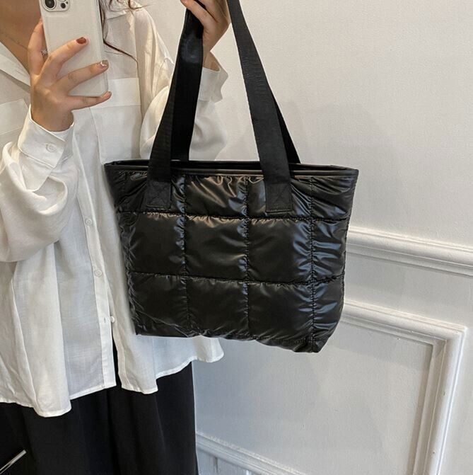 Women Fashion Shoulder Bag Large Capacity Cotton Padded Tote Handbags for traval