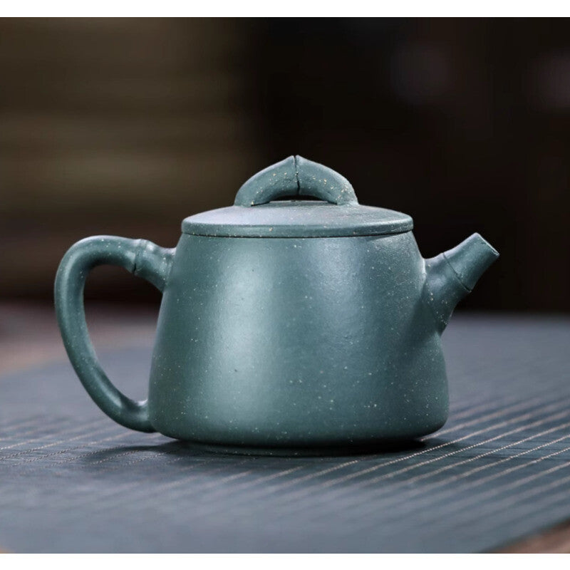 4.7" Chinese Yixing Zisha Pottery Black Zhu Clay 200CC Plum Blossom Teapot