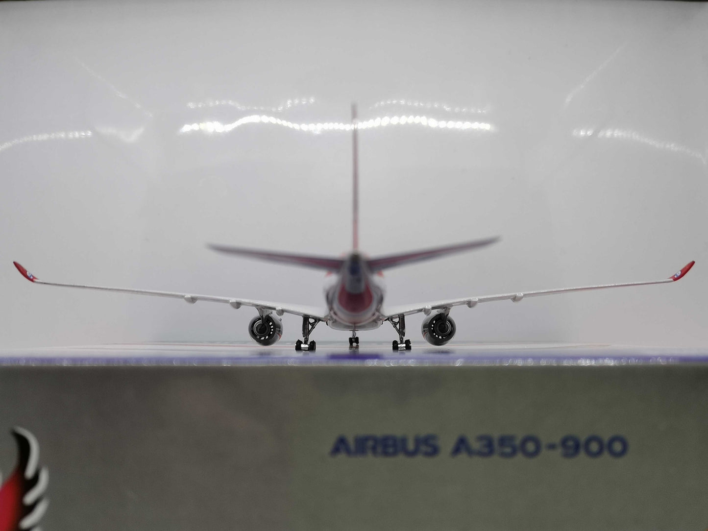1:400 Phoenix Sichuan Airlines AIRBUS A350-900 Airplane Diecast Aircraft Model