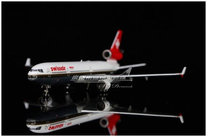 1:400 Phoenix Swissair McDonnell Douglas MD-11 Passenger Airplane Diecast Model